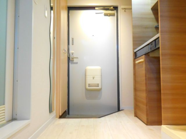 レリーサ真上の玄関