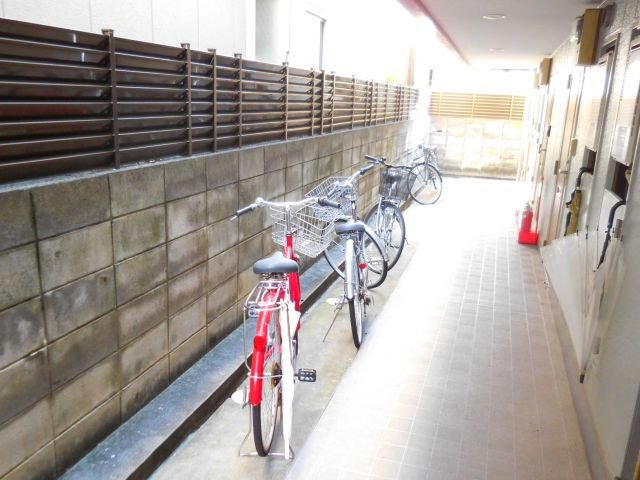 レリーサ真上の駐車場