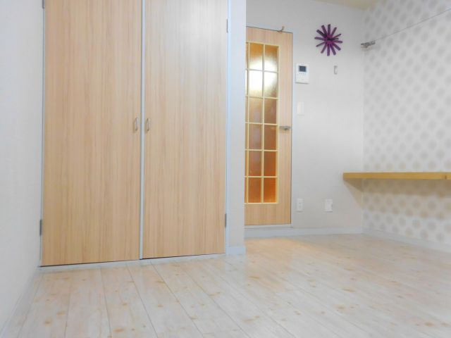 レリーサ真上の内装