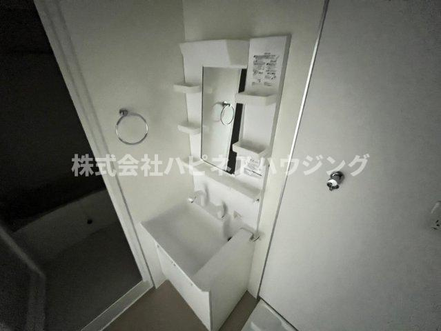  モアナ　レジデンスの独立洗面台