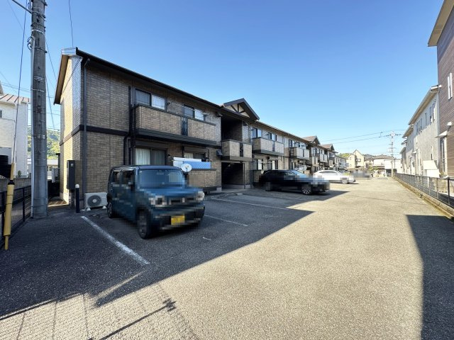 ソシアドミール B棟のエントランス