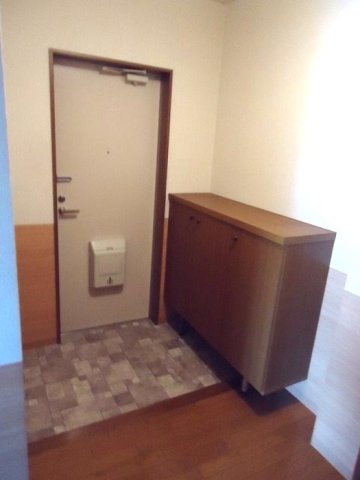 VIRAGE TAKASUの玄関