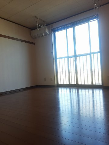 セピアハイツBの居間・リビング