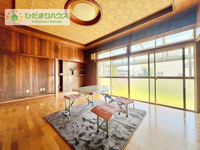 【居間・リビング】 | ひたちなか市高野　中古戸建 | リビングが広々10帖です！