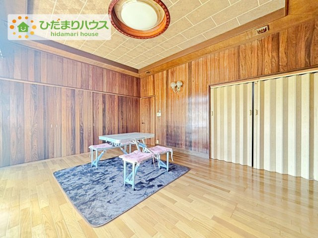 【居間・リビング】 | ひたちなか市高野　中古戸建 | お友達や親戚とホームパーティもいいですね(*^^*)