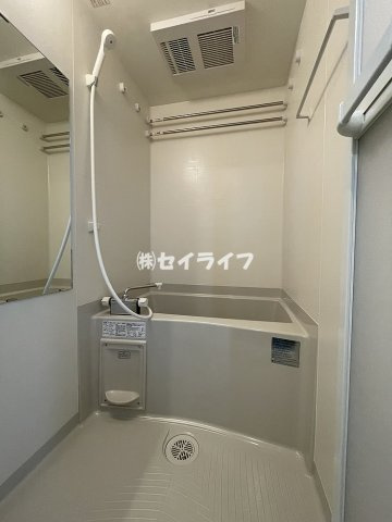 エグゼ大阪城イーストの浴室