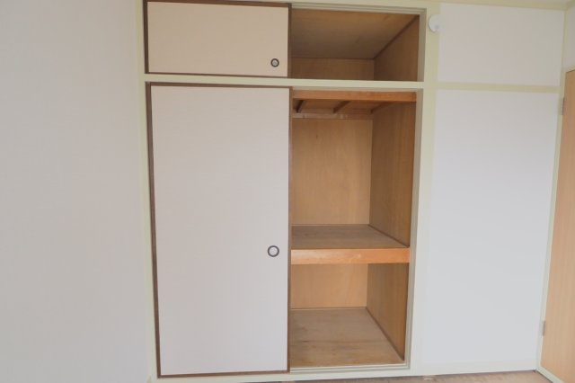 第２サンハイツ石丸の収納