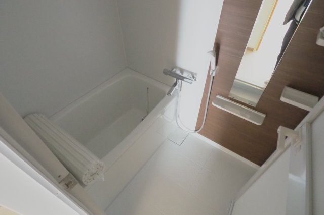 第２サンハイツ石丸の浴室