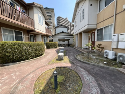 【エントランス】 | アルブルージュ B棟