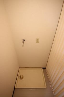 【設備】 | エスポワール岩湧 | 室内洗濯機置場