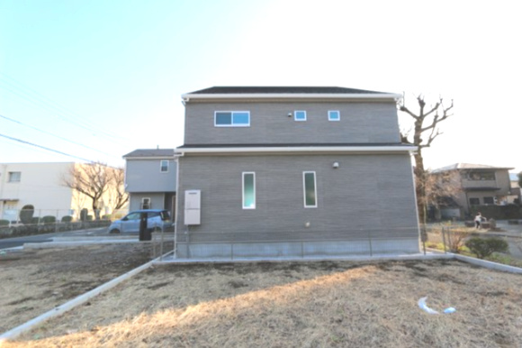 【QUAD】東久留市滝山４丁目の外観|西武新宿線「花小金井」バス15分団地センター歩5分