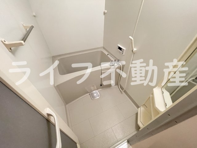 カーサ・エクレールB棟の浴室