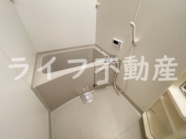 カーサ・エクレールB棟の浴室