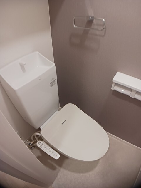 バルカロールのトイレ|清潔感のあるトイレです