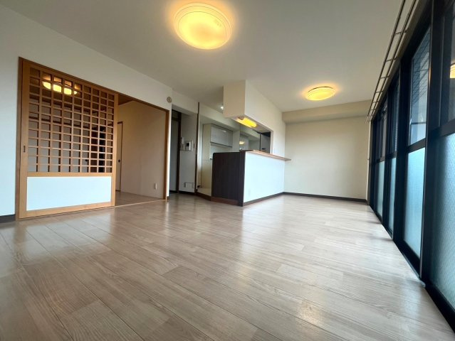 【居間・リビング】の画像