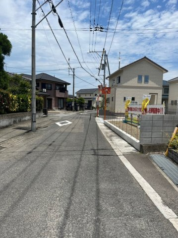 ジョイフルガーデン喜多川パートⅡ　４号地の前面道路含む現地写真|前面道路含む現地写真です