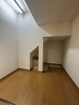 【洋室】 | 東区長嶺東六丁目　戸建