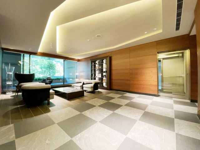 【ロビー】 | グランリビオ表参道