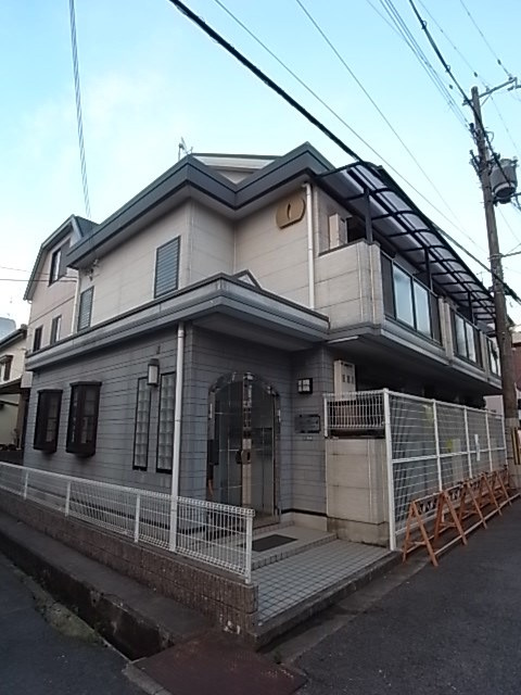 西宮市門前町のアパート