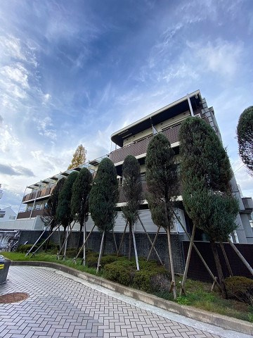 西宮市門前町の賃貸マンションの外観