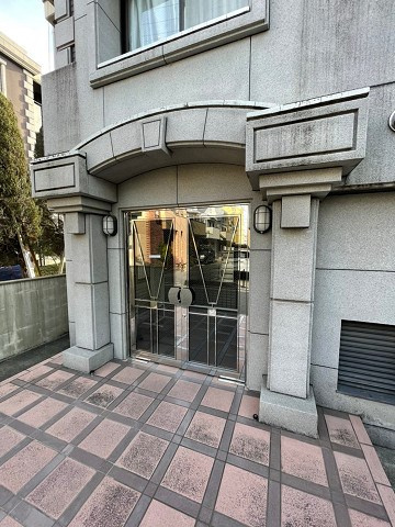 西宮市門前町の賃貸マンションの外観