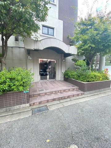 西宮市門前町の賃貸マンションの外観