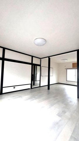 保木間2丁目店舗の洋室