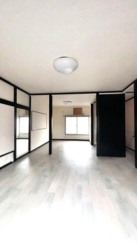 保木間2丁目店舗の居間・リビング