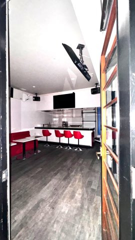 保木間2丁目店舗の居間・リビング