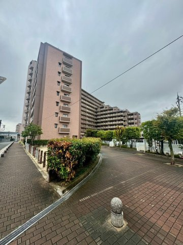 グランドメゾン四條畷の外観