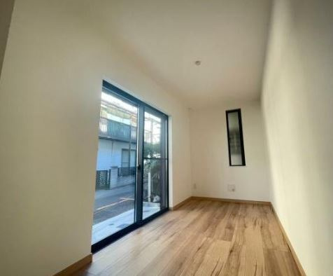 【新築】入間郡三芳町藤久保新築分譲住宅 全1棟の洋室|1F 4.5帖洋室です！