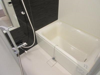 セントリヴィエ二条の浴室|追炊き機能付バス