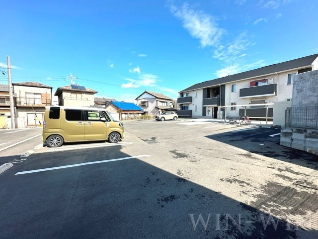 WILL Ⅱの駐車場