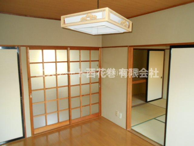 グリーンハイツエーコーの居間・リビング