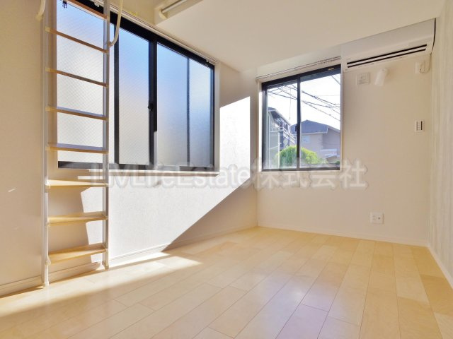 フォレストタウンＹの居間・リビング