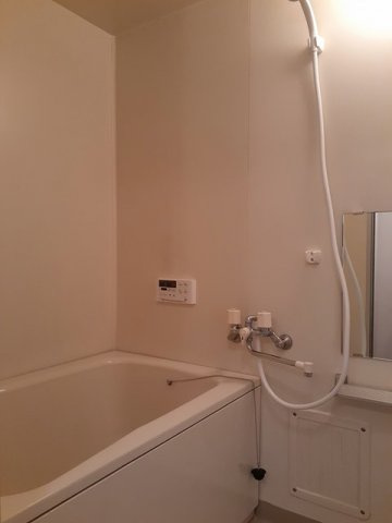 ガーデンプレイスＢの浴室