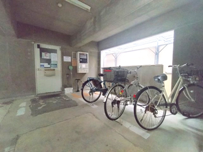 【駐輪場】 | ファミール八事 | 駐輪場　ご都合のよろしい日時に現地をご案内させて頂きます！是非、お問い合わせお待ちしております!!