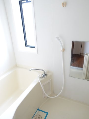 グリーンヒル近江の浴室