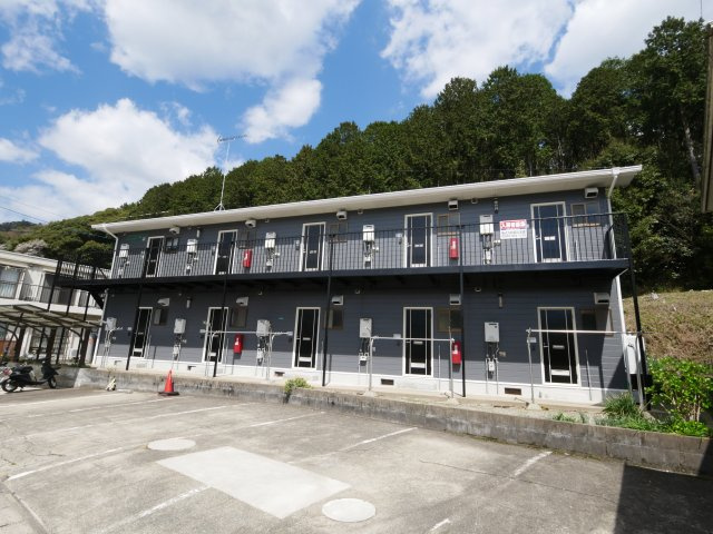 フラワーハイツ萩の外観