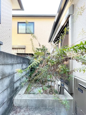 西宮市上甲子園二丁目戸建ての庭