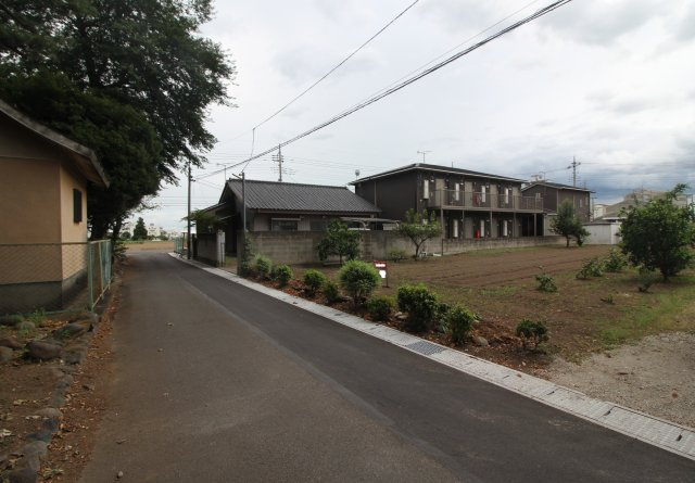 前橋市上佐鳥町売地の前面道路含む現地写真