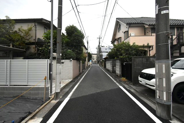 吉祥寺北町1丁目・売地の前面道路含む現地写真