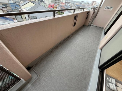 【バルコニー】 | 朝日プラザ浜寺 | お洗濯にも便利なバルコニー付き