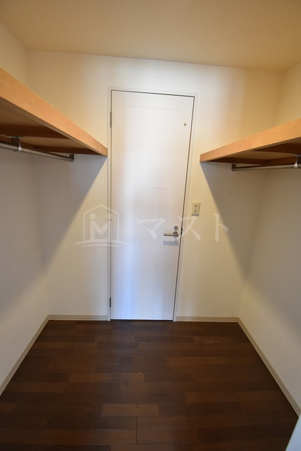 KDX堺筋本町レジデンスの収納