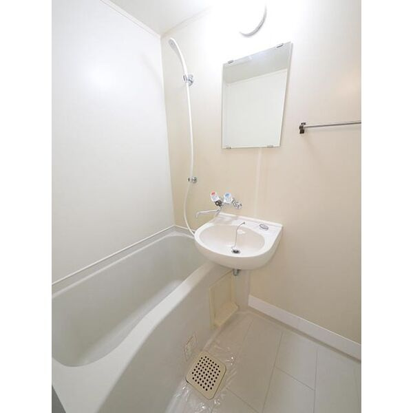 アビニヨン千種の浴室