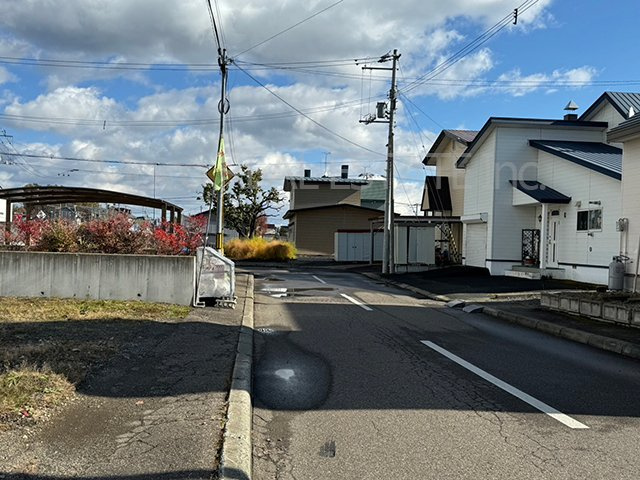 【前面道路含む現地写真】 | 北見市桂町土地