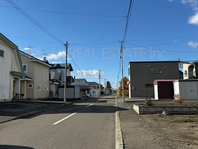 【前面道路含む現地写真】 | 北見市桂町土地