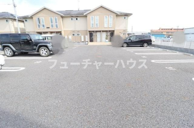 サニーウェルヒルズ　Ａの駐車場