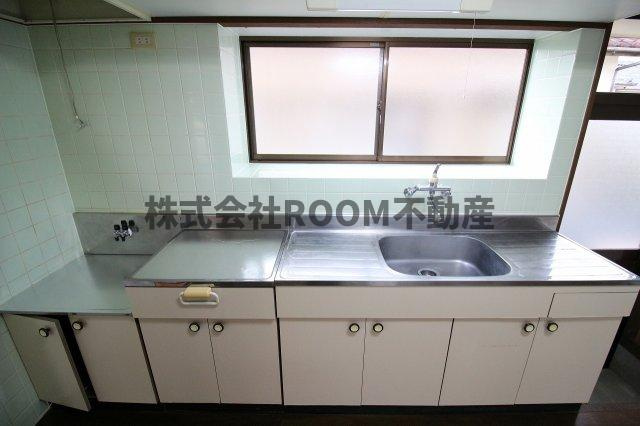 第一榎堀貸家のキッチン|使いやすいキッチンです