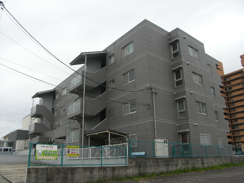 クィーンヒルズの駐車場